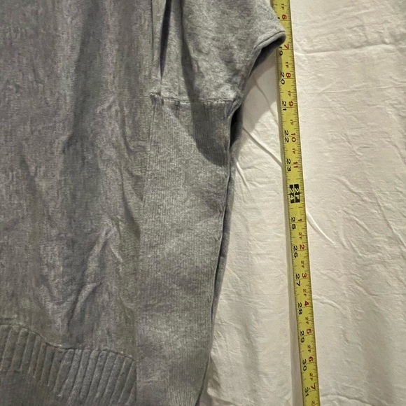 Victoria's Secret Gray Knit Top - Picture 8 of 8